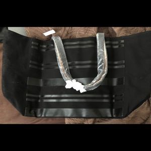 Victoria secrets tote bag